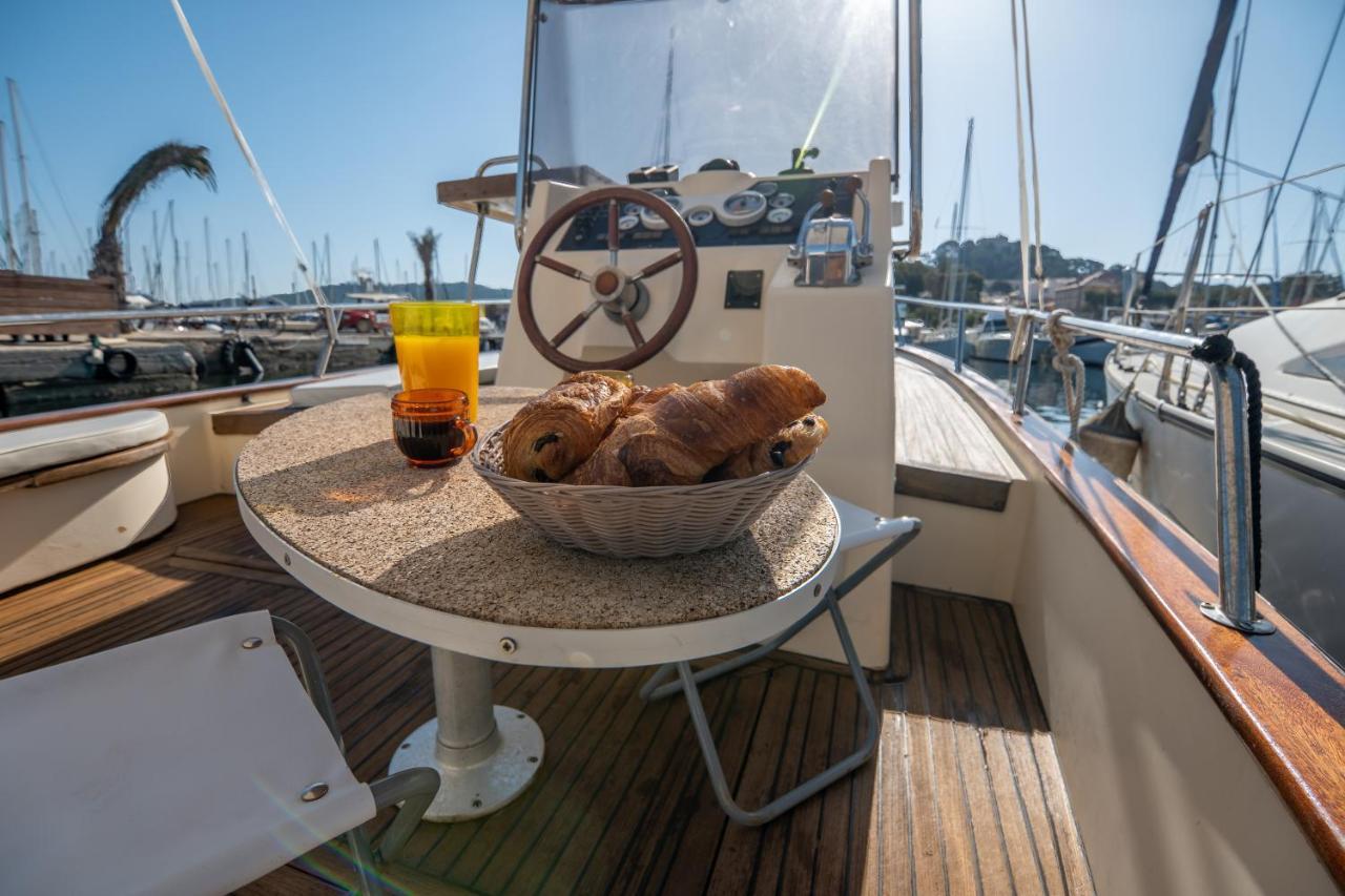 Hebergements Bateaux A Quai ปอร์เกรอล ภายนอก รูปภาพ